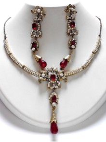 Victorian Jewelry Set